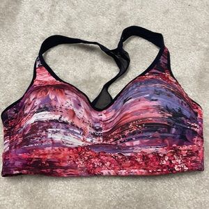 Size 10- Lululemon lightly padded bra